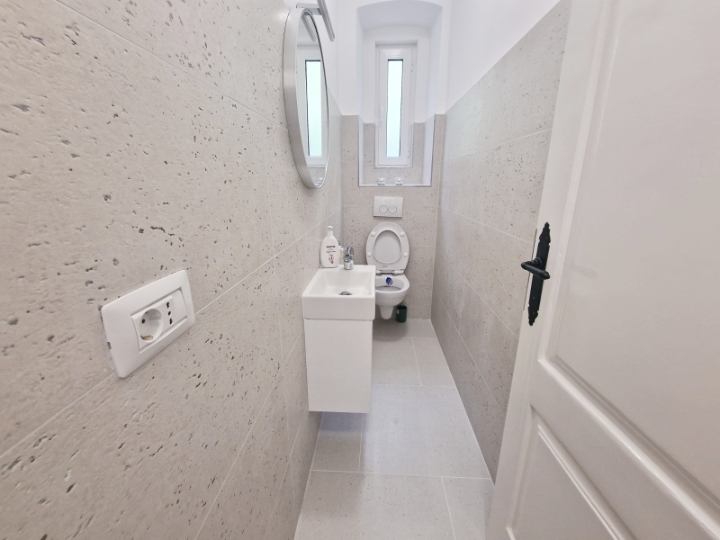 Bulevard, 2S+DB, 95 m2, novouređen