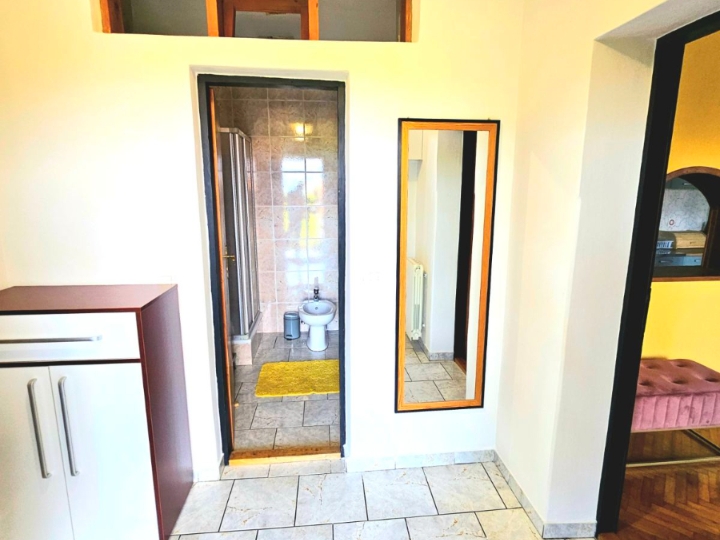 Jednosoban stan + DB