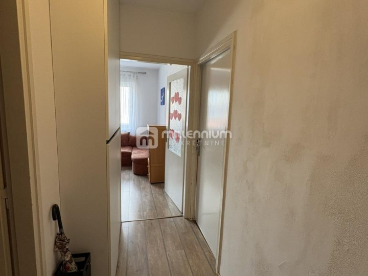 Podmurvice, 37.24m2, 1-sobni stan s balkonom i pogledom