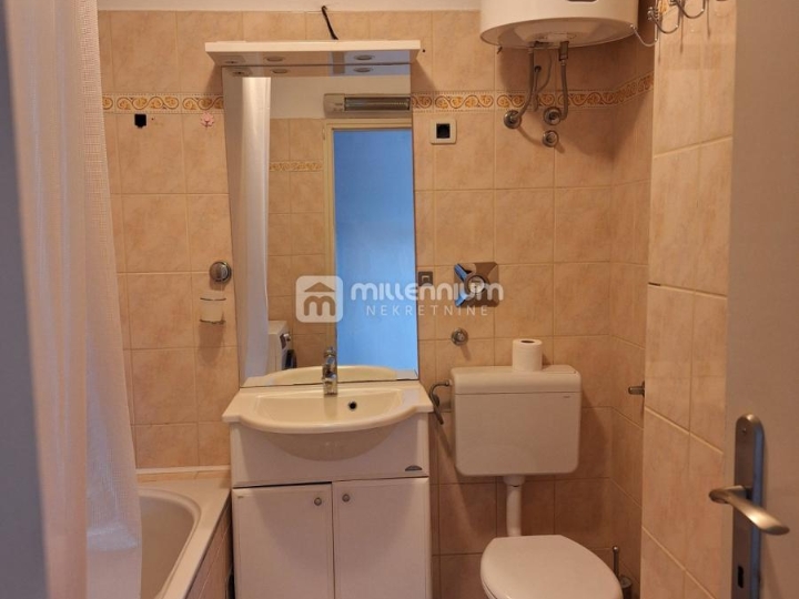 Podmurvice, 37m2, 1S stan s balkonom i pogledom