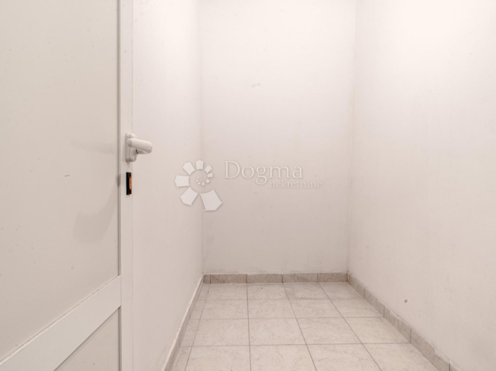 Donji Zamet, 1S+DB, parking