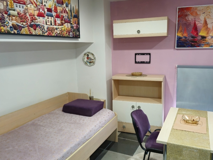 Iznajmljujem garsonijeru