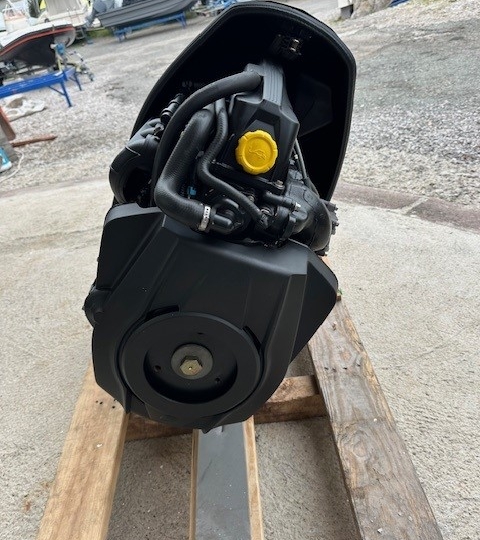 Mercury 115, 4-t, 2017. god.