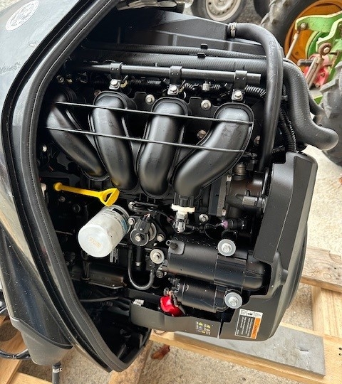 Mercury 115, 4-t, 2017. god.