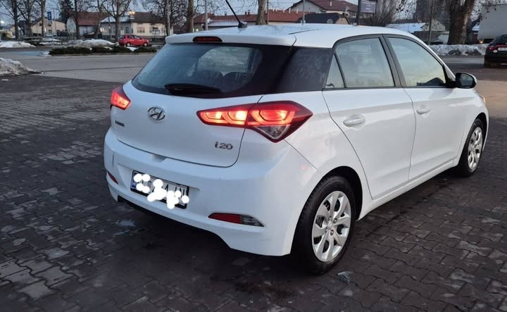 Hyundai I20