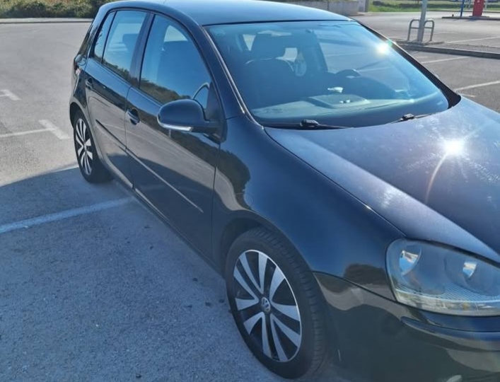 Volkswagen Golf 5 2.0 tdi