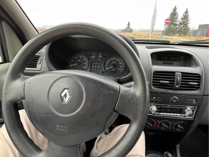 Renault Clio 1.2 16V