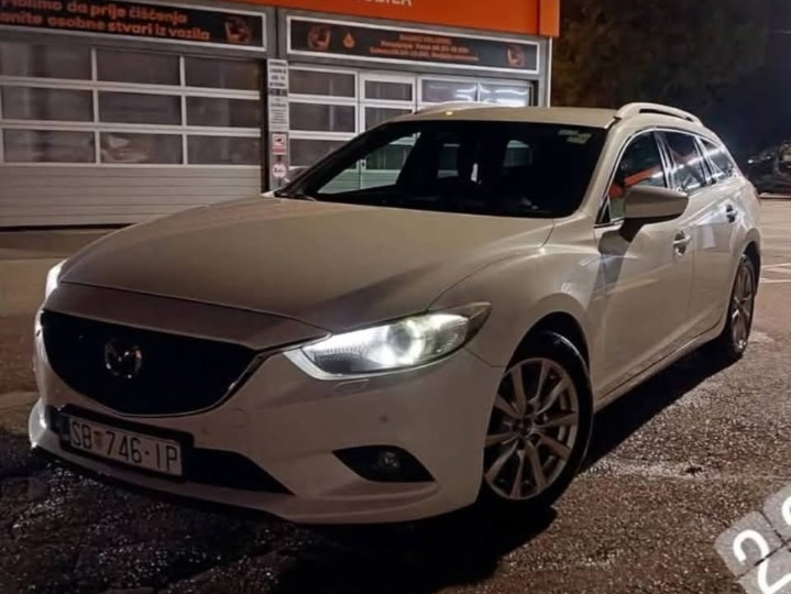 Mazda 6 2.2