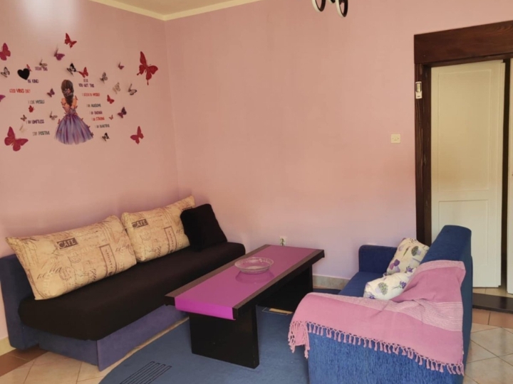 Jednosoban stan, Belveder