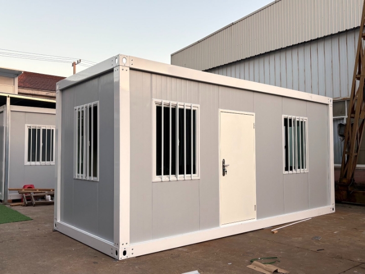 Prenosivi montažni kontejner