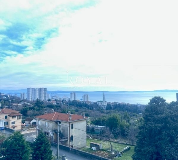 Najam dvoetažnog stana na Kozali