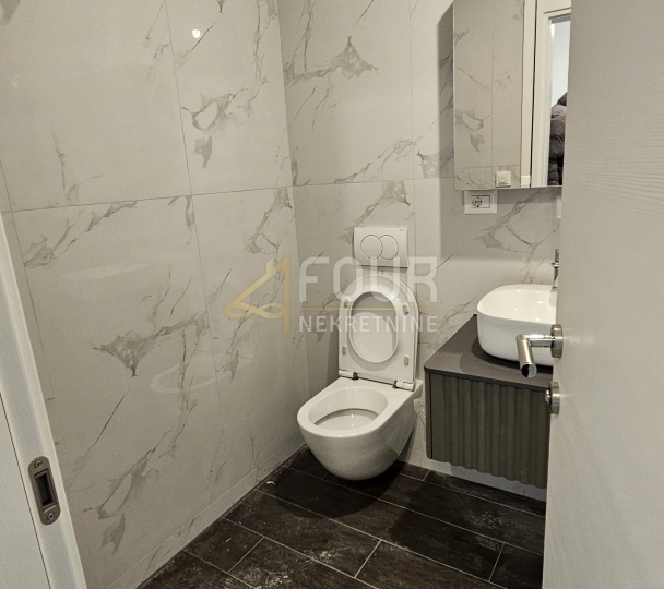 Viškovo, novogradnja, 57m2, 1S+DB, lođa, garažno parkirno mjesto