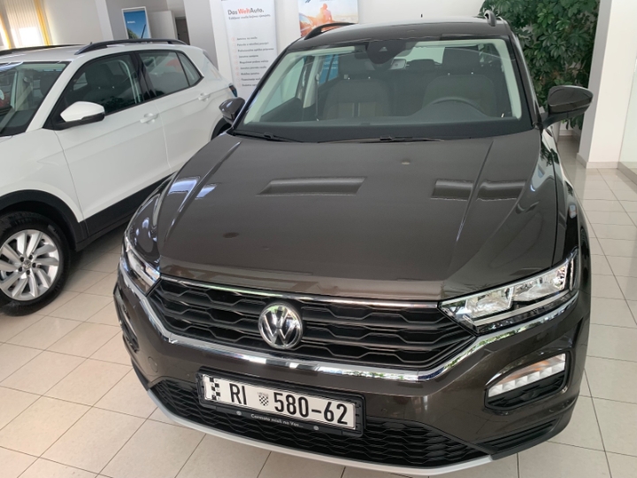 Prodajem garažirani T-roc