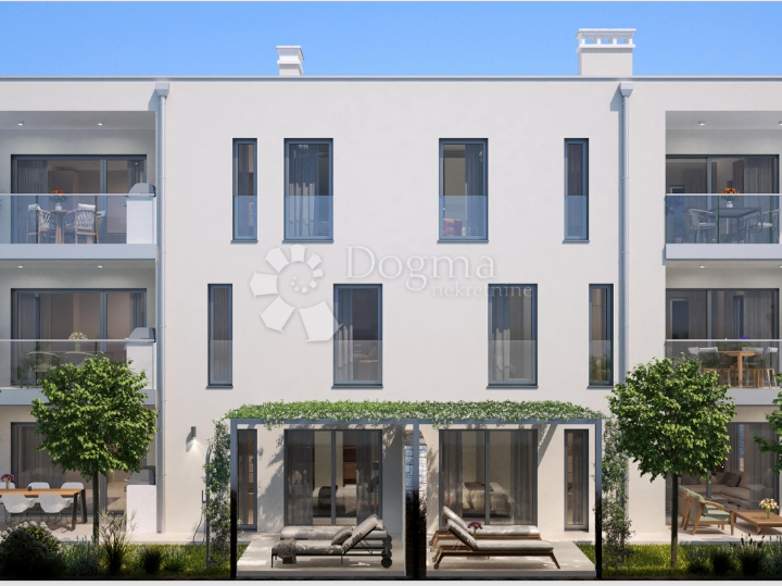 Umag, Zambratija, novogradnja