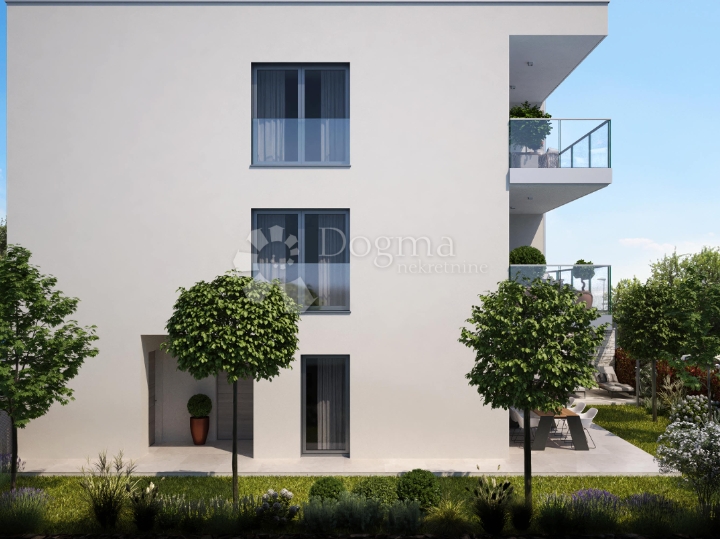 Okolica Umaga, novi apartman s vlastitim vrtom