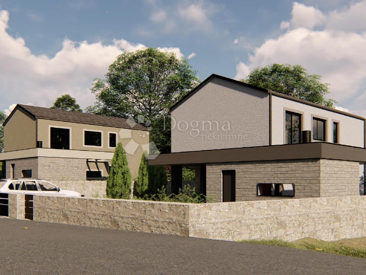 Zemljište s građevinskom dozvolom za dvije kuće