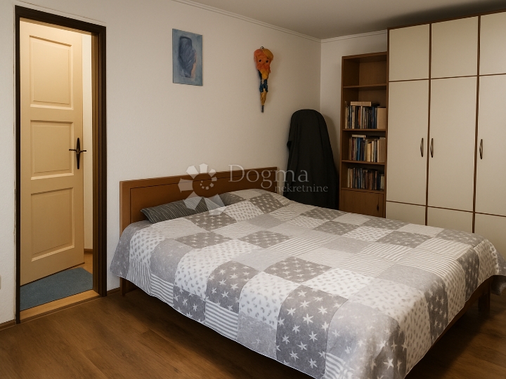 Istra, Brtonigla-šarmantan dvoetažni stan u samom centru mjesta