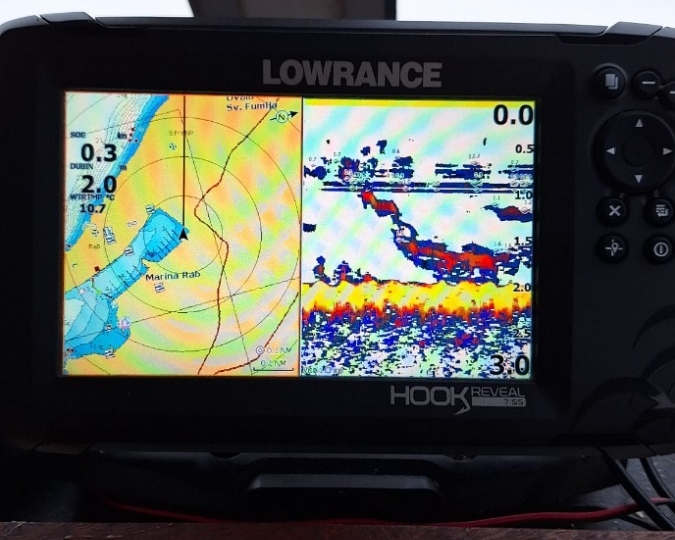 Lowrance Hook 7 ploter i fishfinder