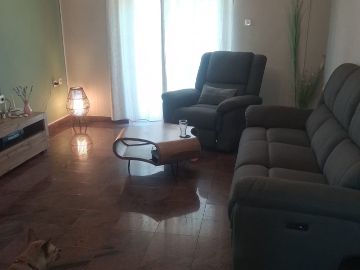 Bregi, 10 min do Opatije, poslovno stambena kuća