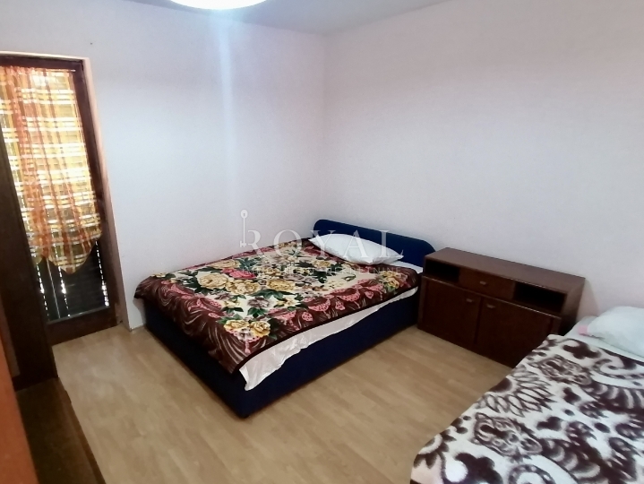 Iznajmljujem stan na Kastvu, 90m2