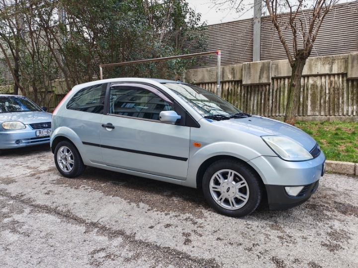 Fiesta 1.2i Ghia