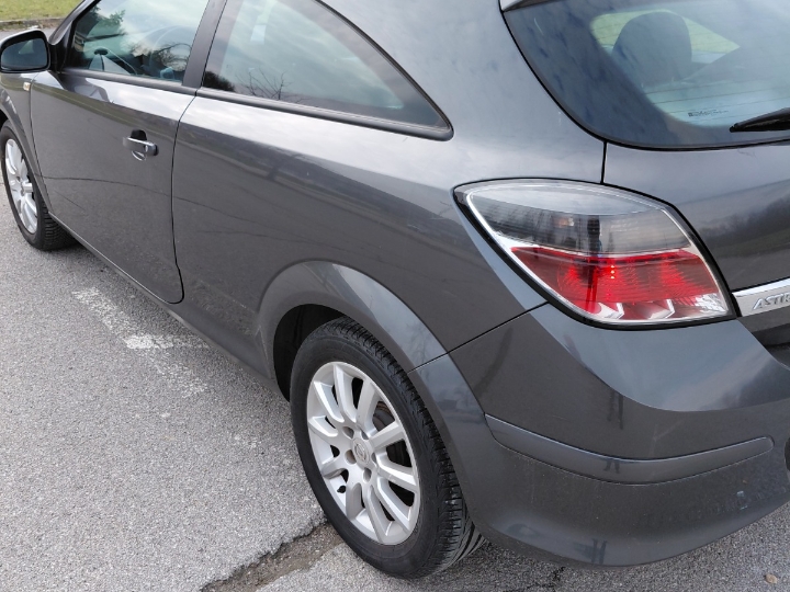 Opel Astra GTC