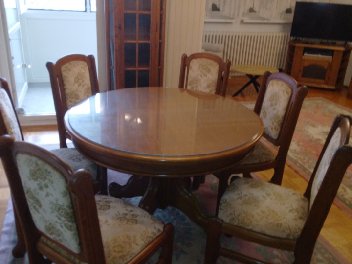 Trosoban stan na Sjenjaku, (Osijek)