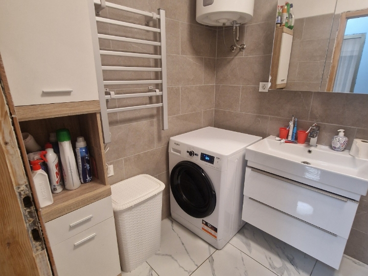 Svilno, kuća 120 m², 2 stana