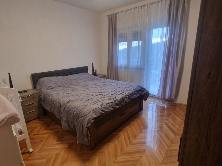 Svilno, kuća 120 m², 2 stana
