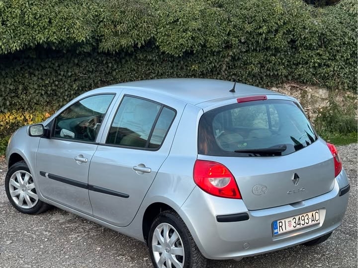 Renault Clio 1.2 16v