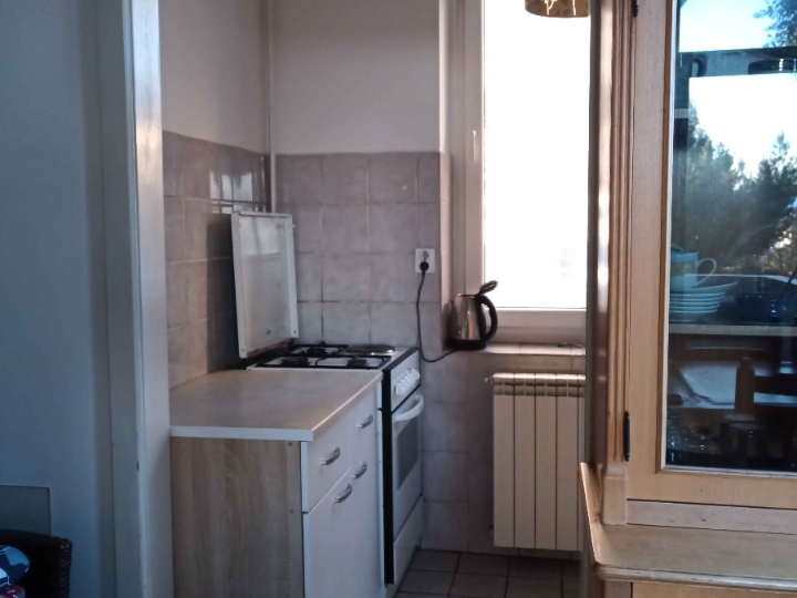 Soba u stanu, Podmurvice, 300 eura