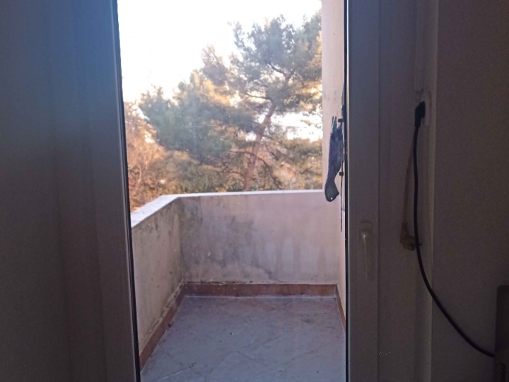 Soba u stanu, Podmurvice, 300 eura