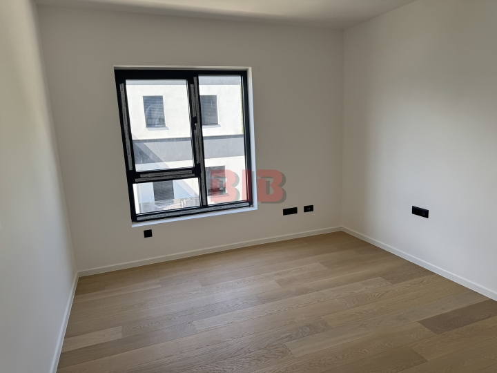 Luksuzan penthouse u urbanoj vili, panoramski pogled