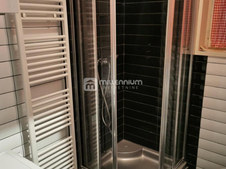 Belveder, 62.53m2, namješten 2S+DB, balkon