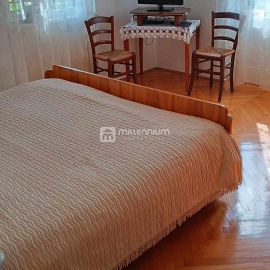 Lovran, 168.72m2, 4S+DB, balkoni, terasa, veranda, okućnica