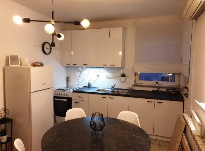 Rudeš: stan 40 m², svijetao i dobro raspoređen