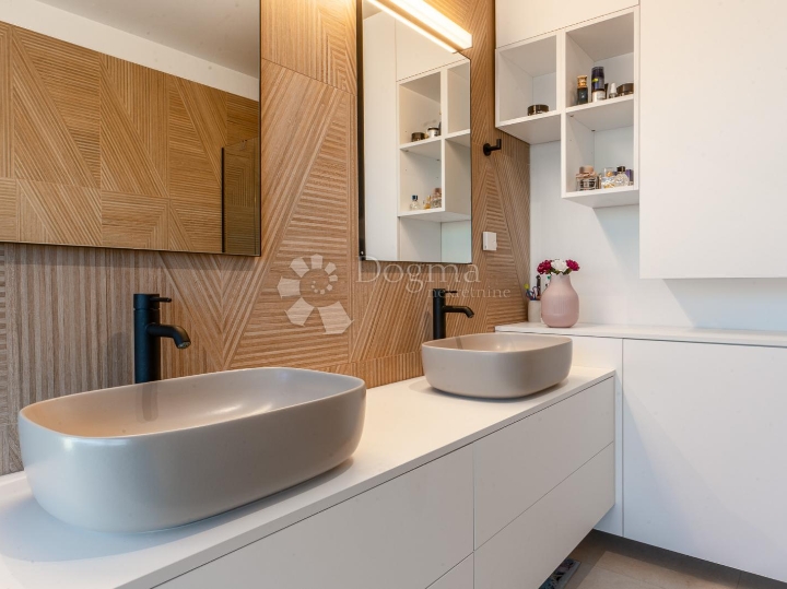 Najljepši stan u Kostreni