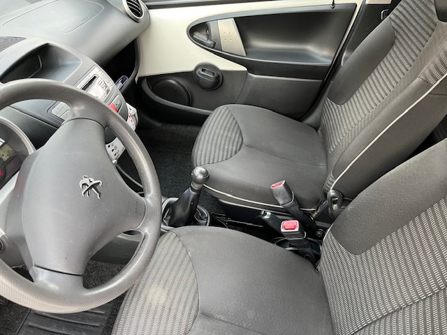 Peugeot 107, 1.0, 50 kW, HR auto!!