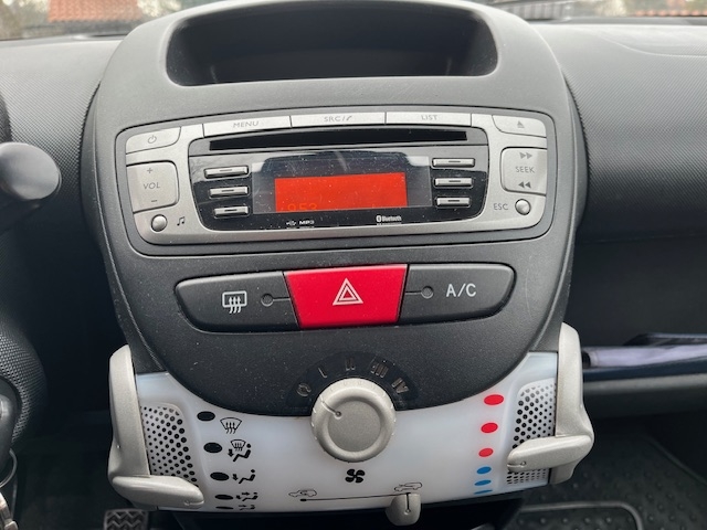 Peugeot 107, 1.0, 50 kW, HR auto!!