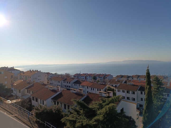 Dvosobni klasični stan 60 m2