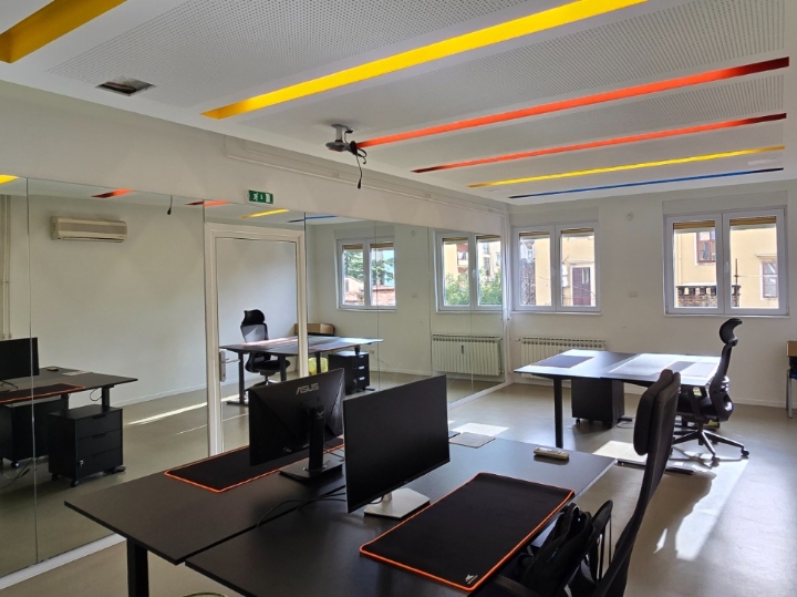 Prilika! Namješten ured centar Rijeke