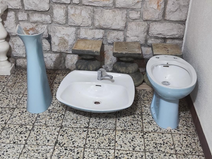 Rabljena kupaonska oprema