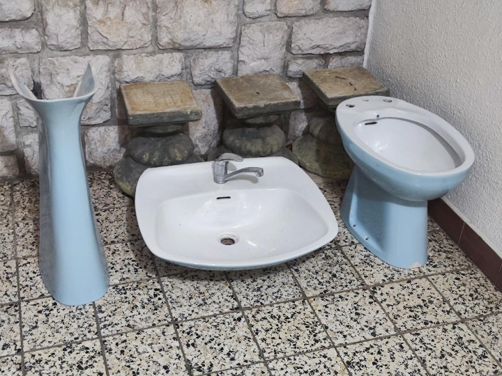 Rabljena kupaonska oprema