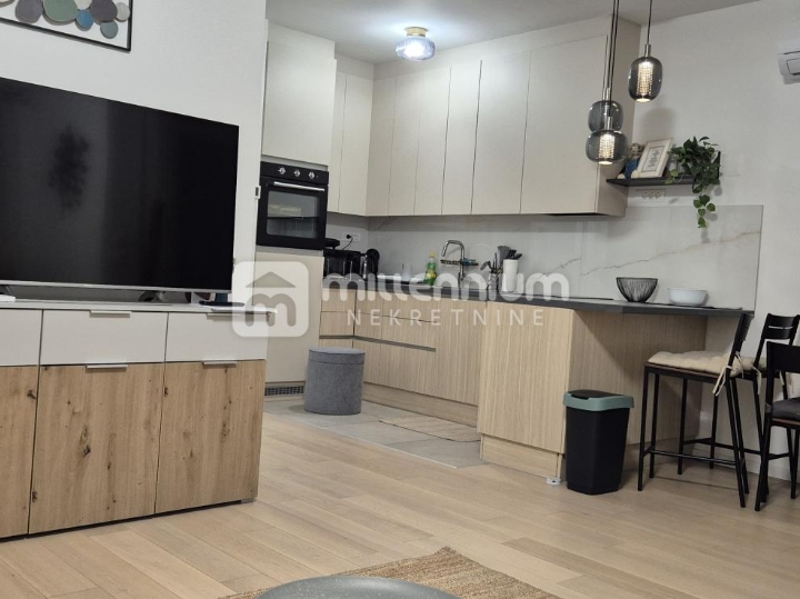 Kantrida, 83.73m2, 2S+DB, parkirno mjesto, terasa