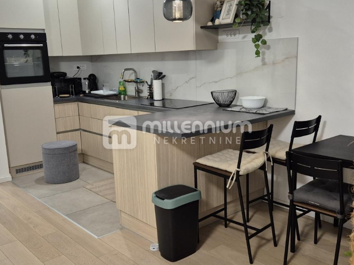 Kantrida, 83.73m2, 2S+DB, parkirno mjesto, terasa