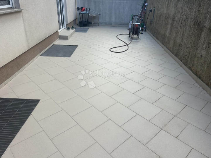 Rijeka, stan 2S+DB, 82m2, novogradnja