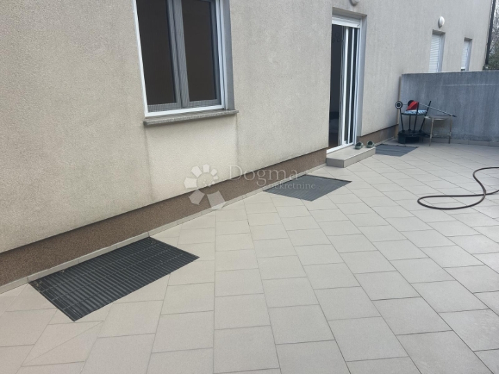 Rijeka, stan 2S+DB, 82m2, novogradnja