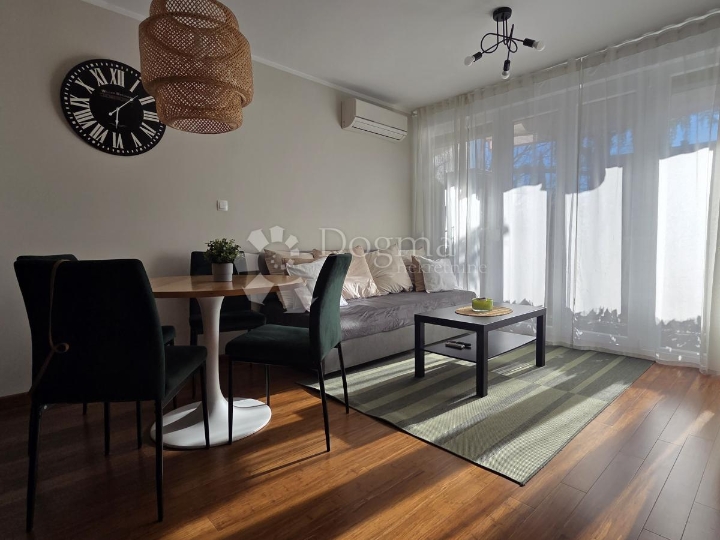 Odličan stan na Donjoj Vežici idealan za obiteljski život