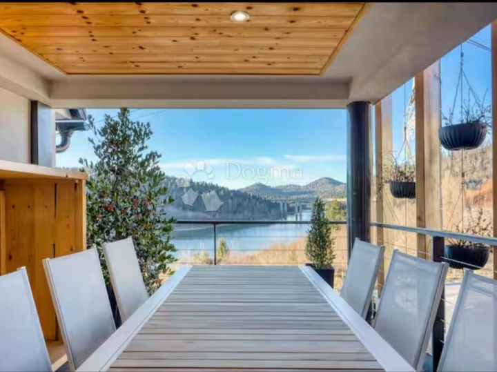 Predivna kuća u Fužinama!