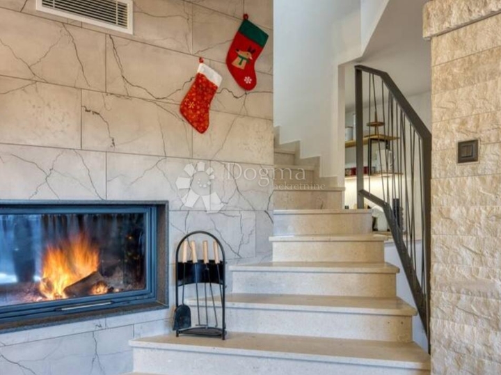 Predivna kuća u Fužinama!